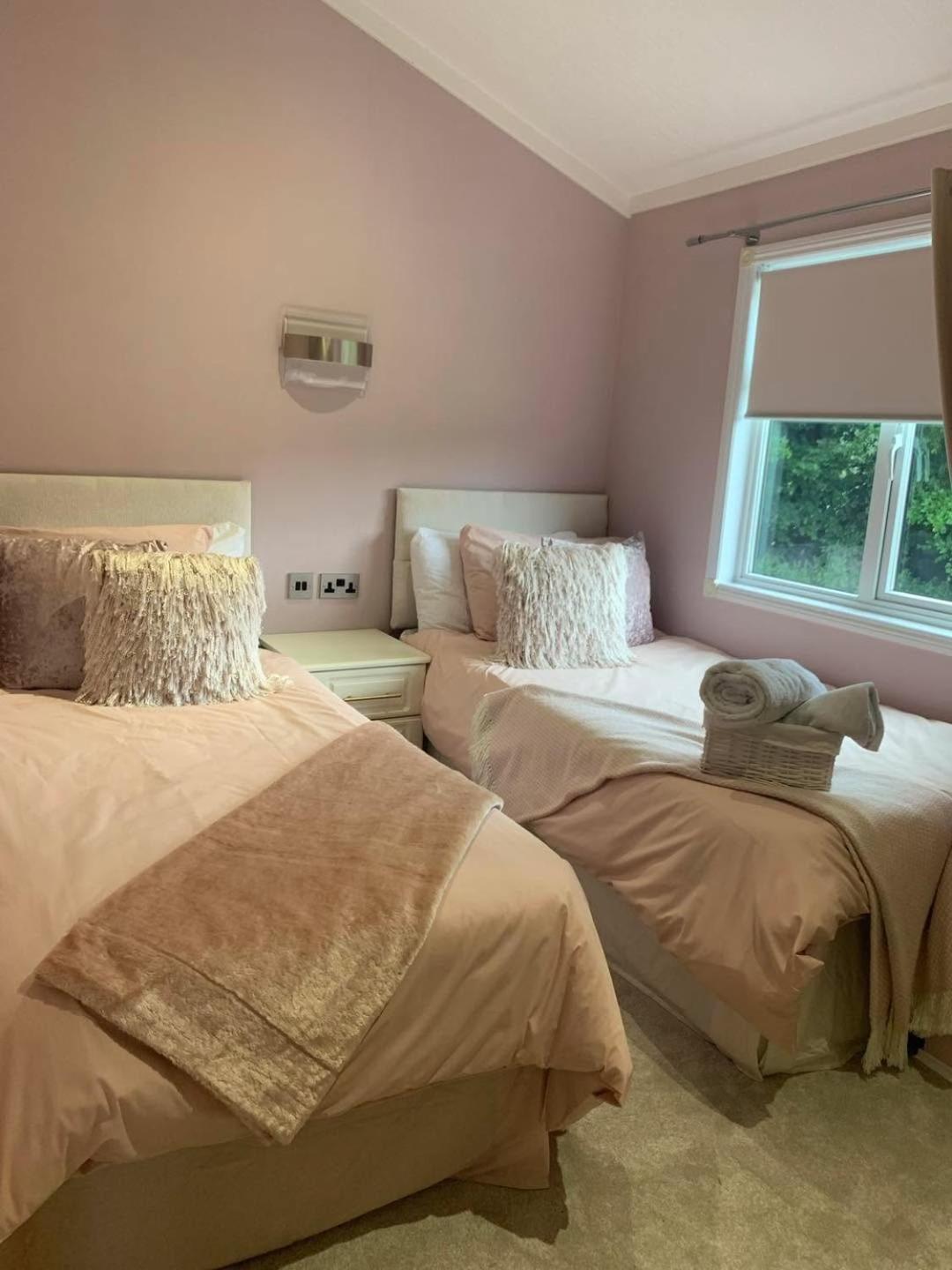 The Lodge At Haggerston Castle Beal Экстерьер фото